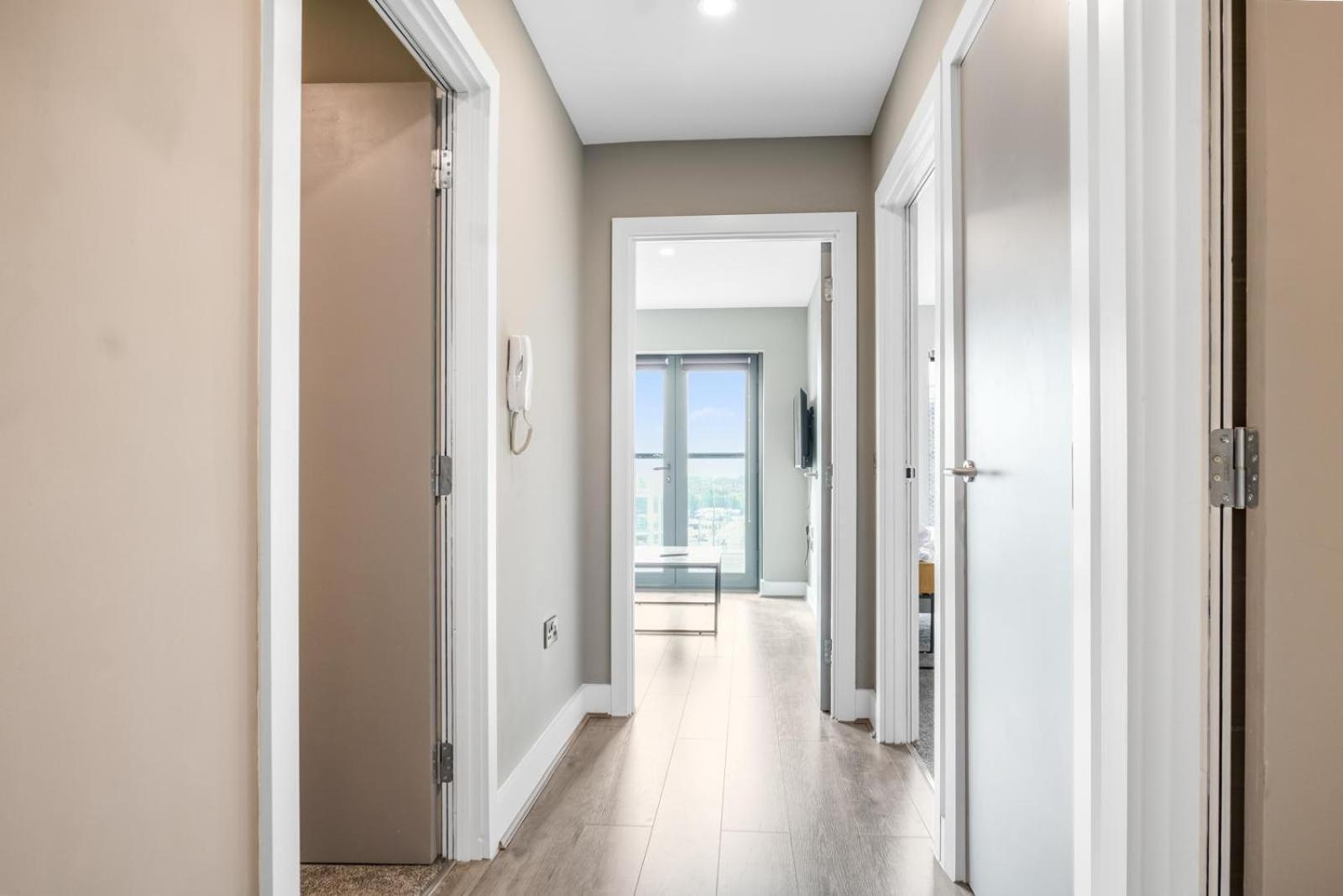 20, Elegant 2-bed * Liverpool