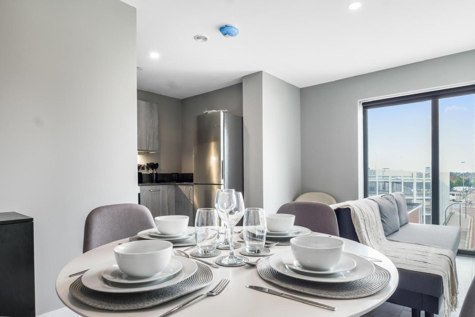 20, Elegant 2-bed Apartment