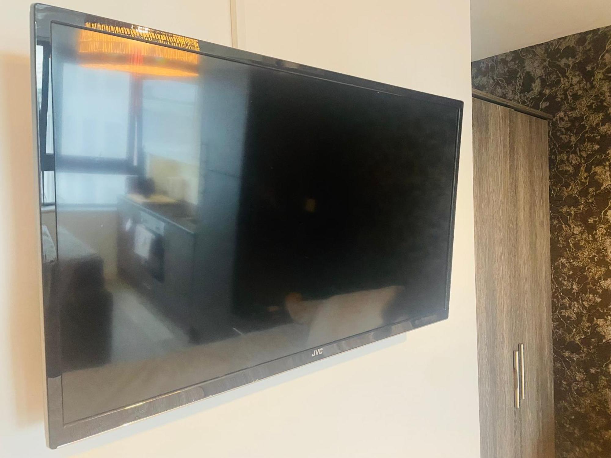 L1 Luxury Living Apartment *