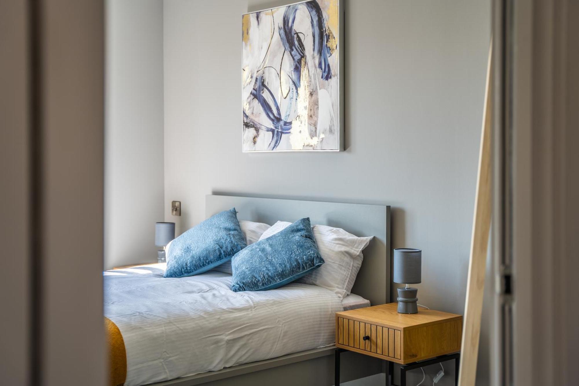 Apartment Apt 21 - Modern 2-bedroom Gem *