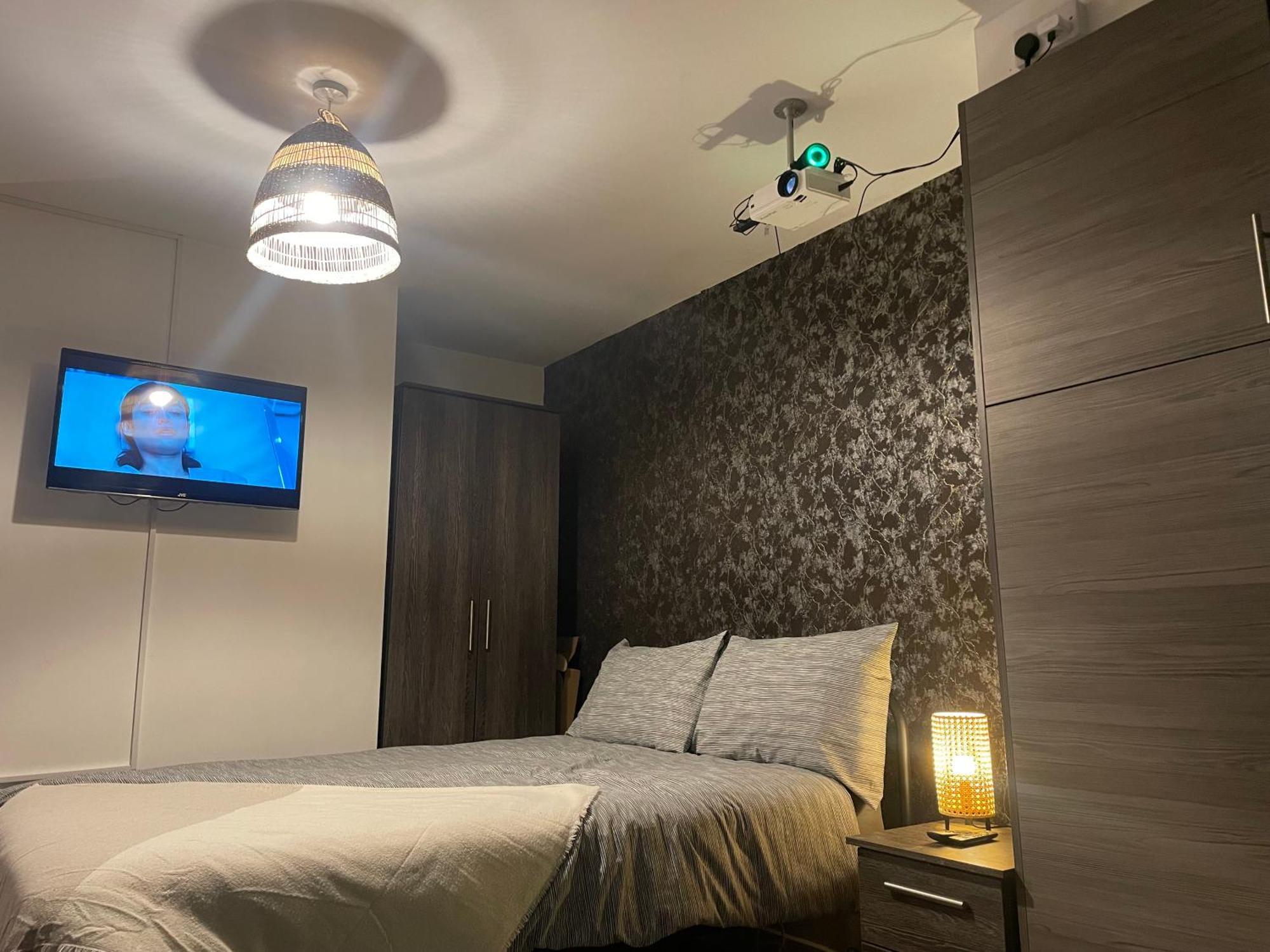 L1 Luxury Living Apartment