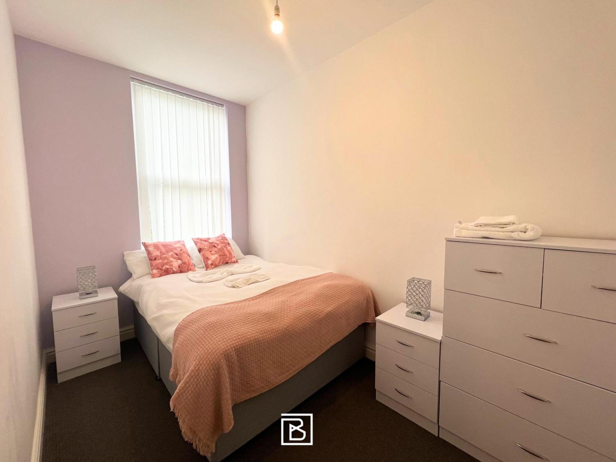 7 Greenfield Road Apartment