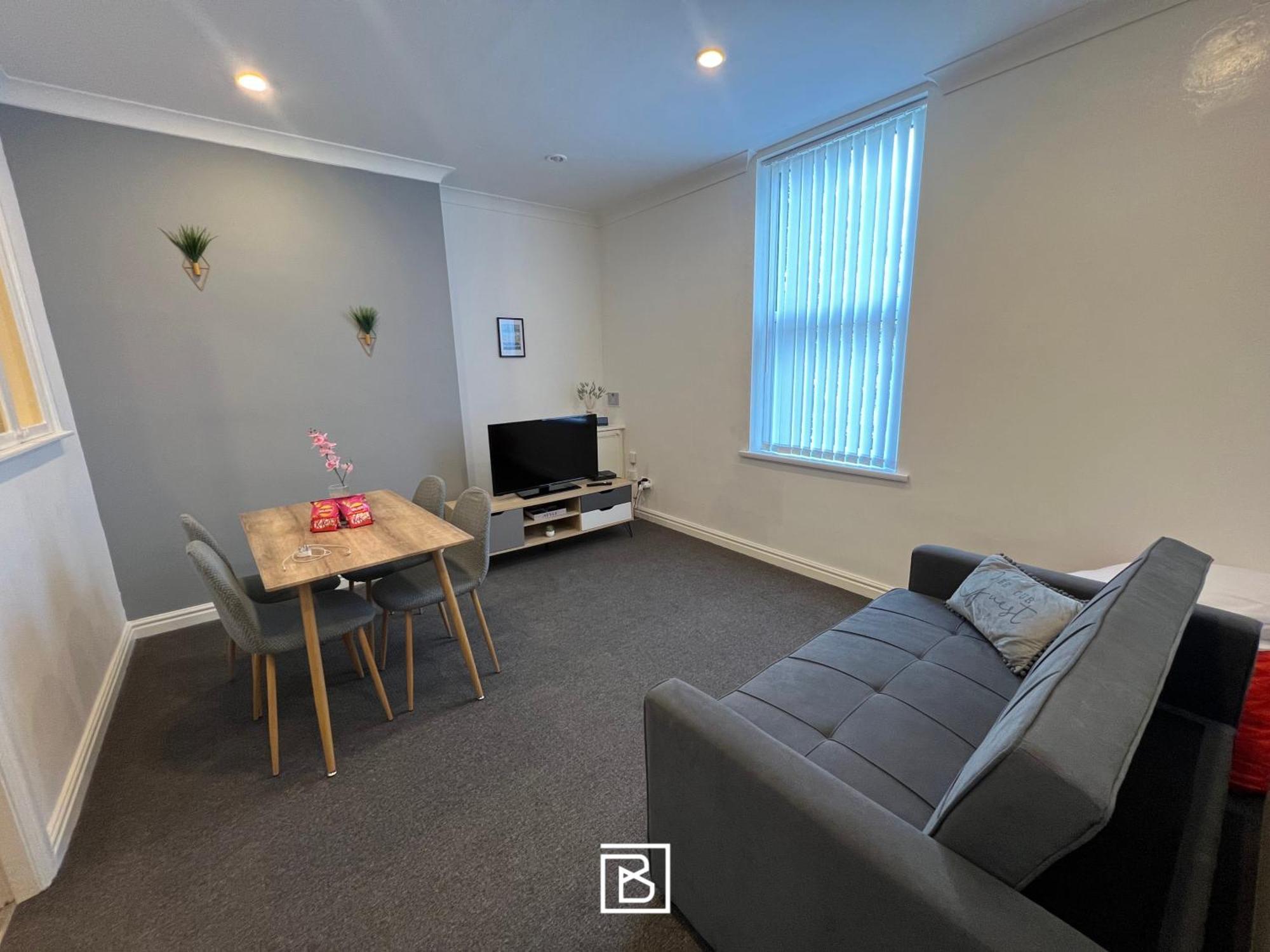7 Greenfield Road *