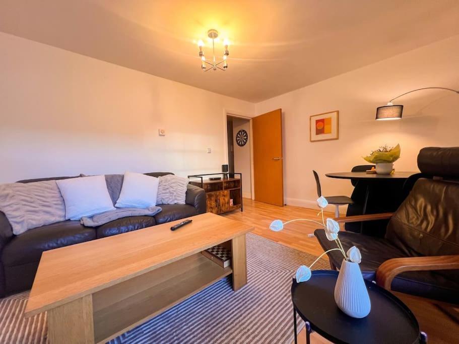 Cosy 2bed Centre Flat! *