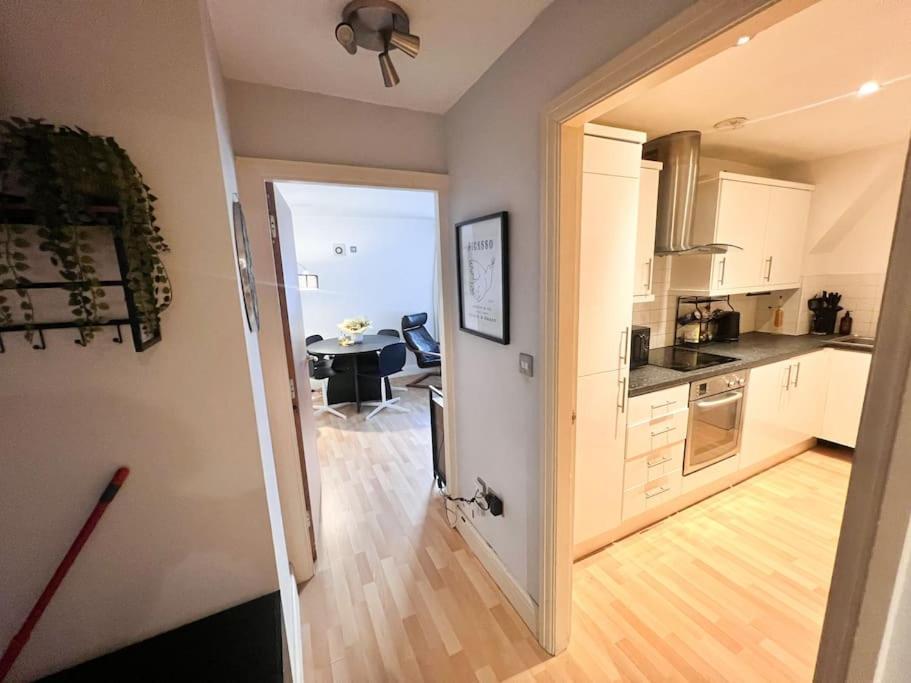 Cosy 2bed Centre Flat! *