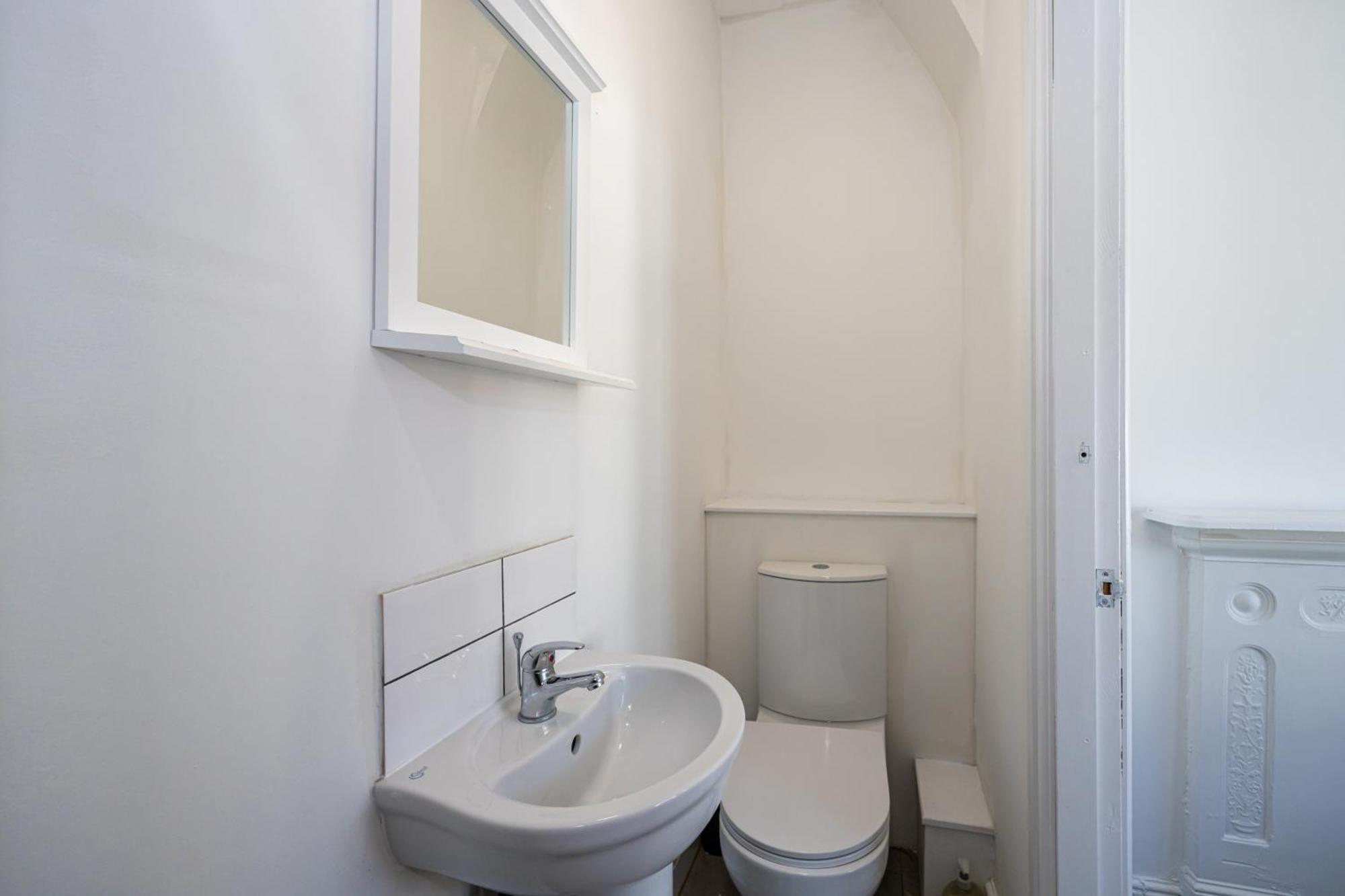 Holiday home New Listing Stunning Abode Lounge Sleeps 9