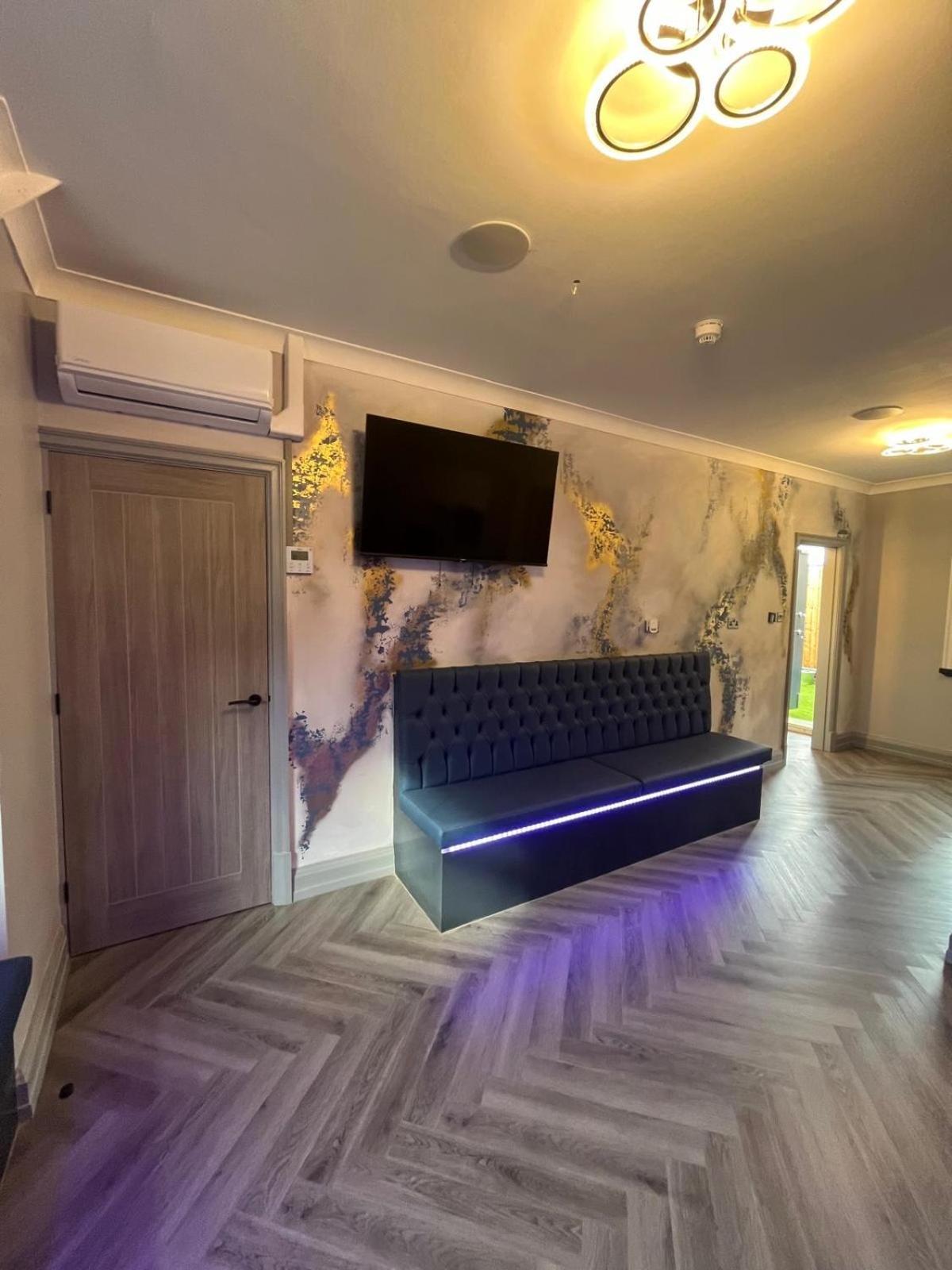 101 Bold Street Apartment