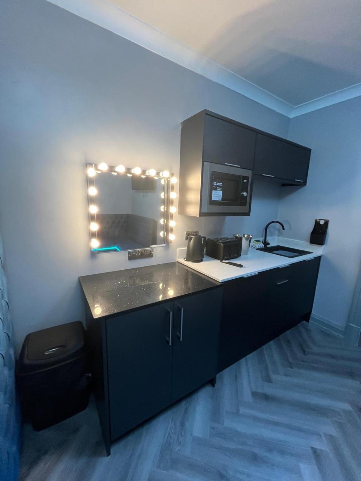 101 Bold Street Apartment