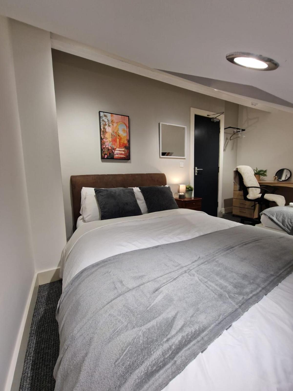 Apartment Luxury House In Kensington For 21 Guests