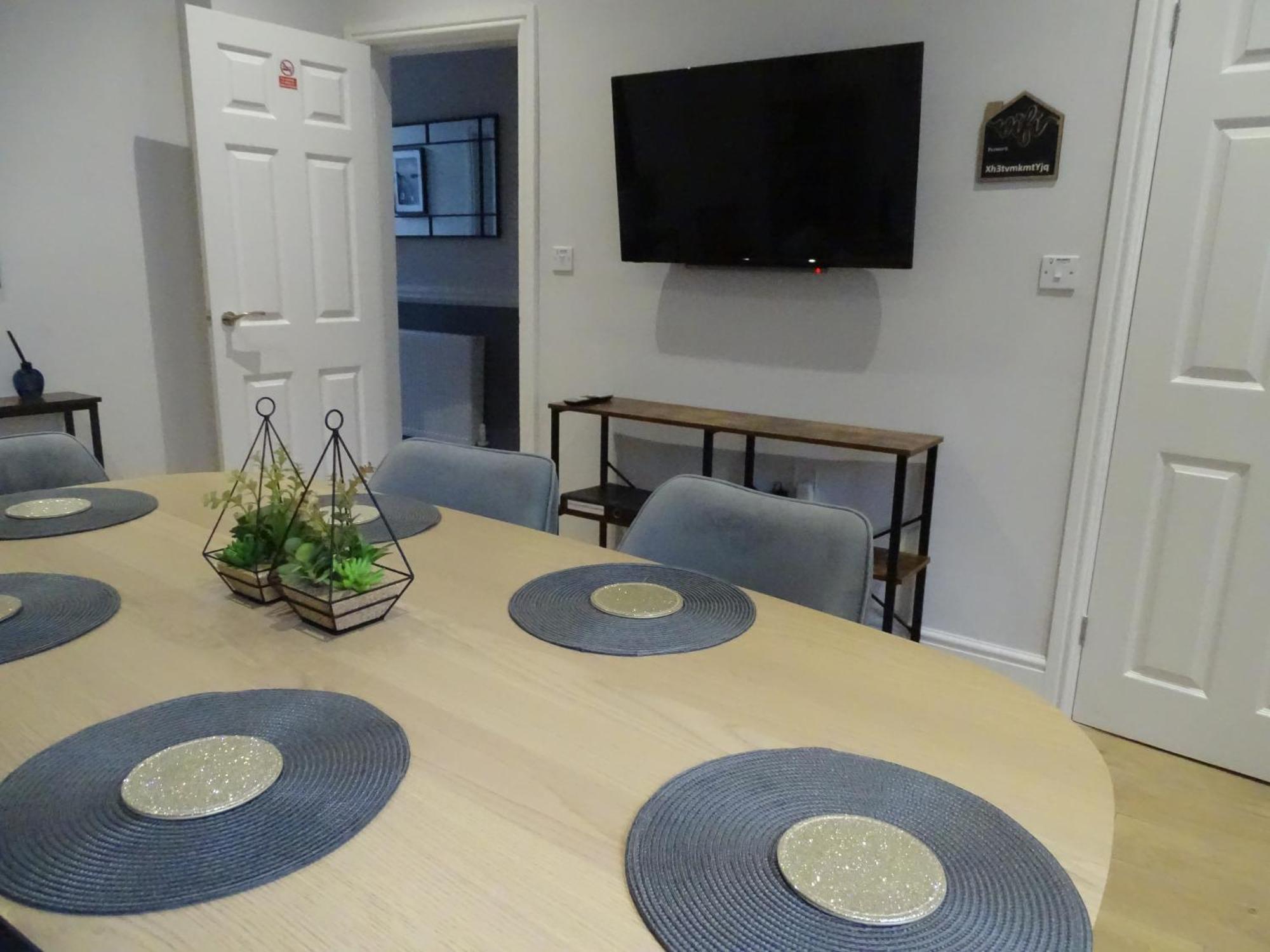 Penny Lane Modern Retreat Holiday home