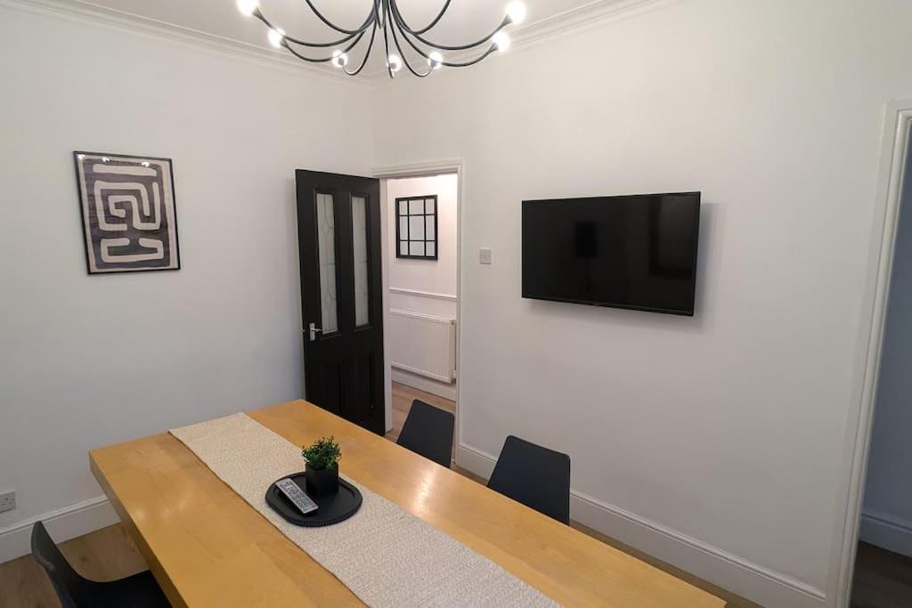 Apartment Anfield Haven For 6 *