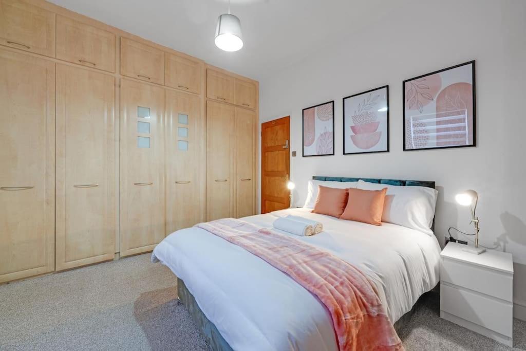 Stylish Stay! Near Anfield Stadium &