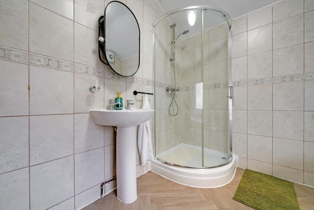 Apartment Stylish Stay! Near Anfield Stadium & Liverpool