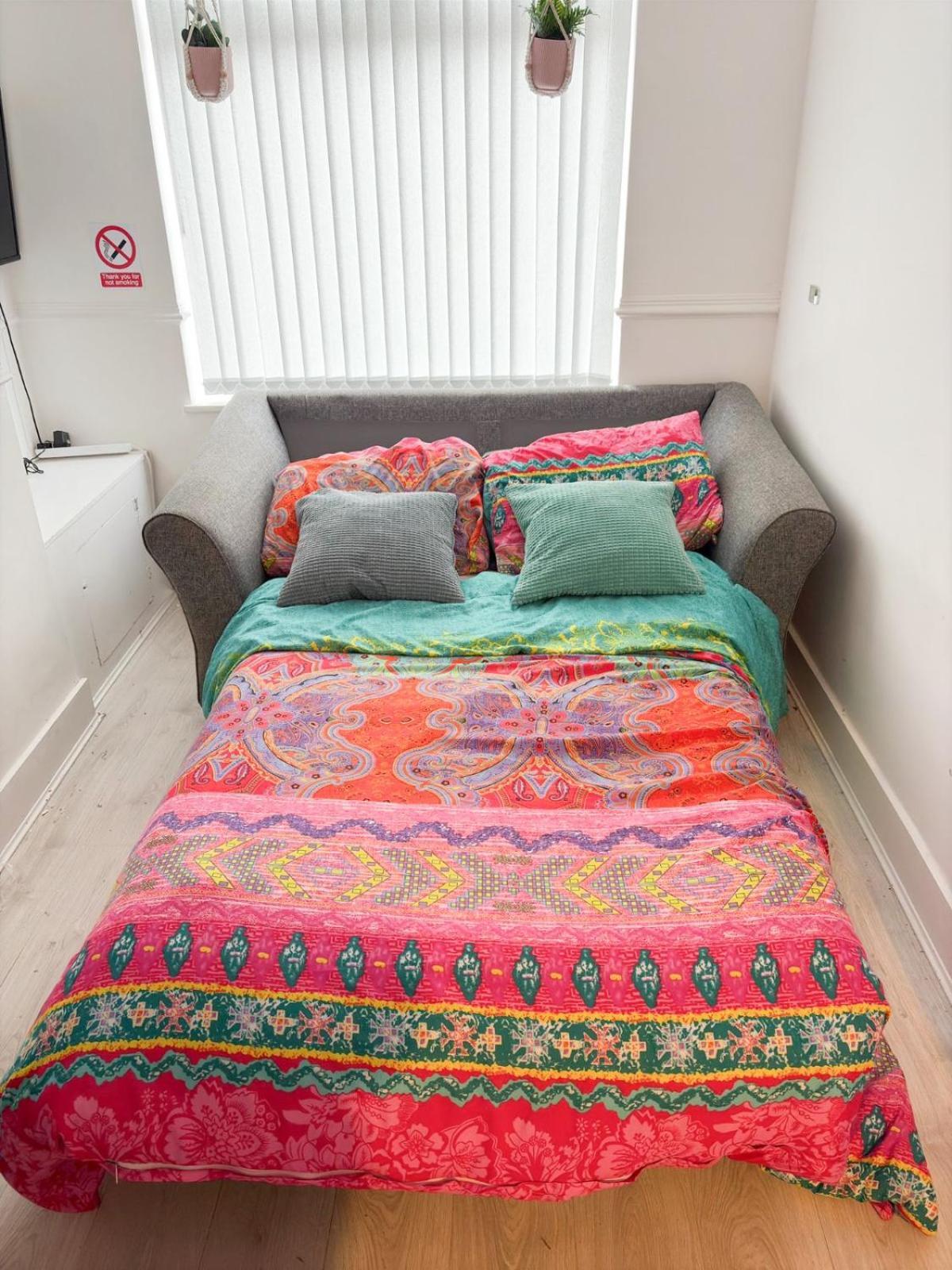 Holiday home Lfc Theme - Free Parking - 2 Bathroom Liverpool