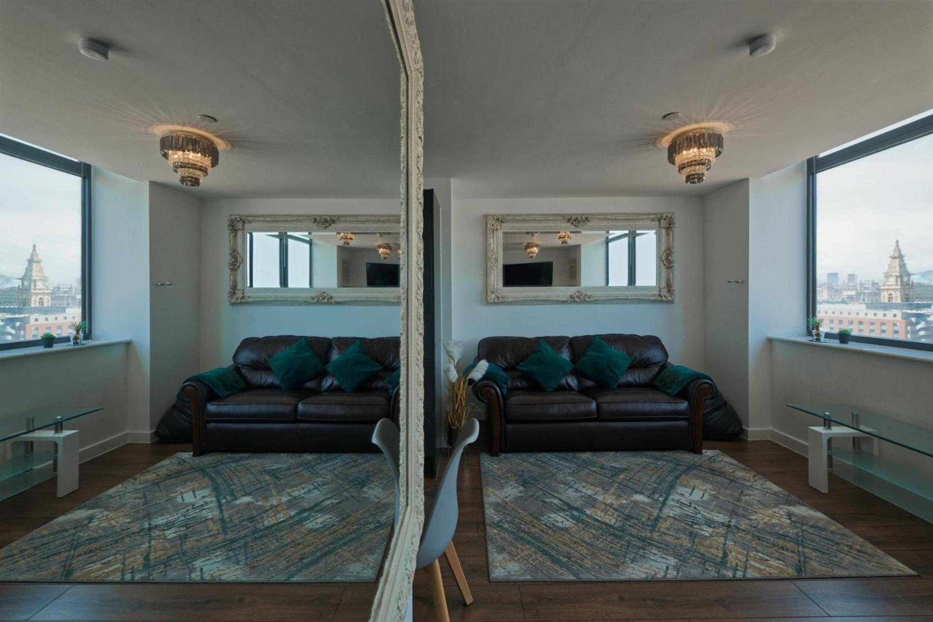 Sidemerseylivings - Central, Bright, And Convenient 2-bedroom With Parking Apartment