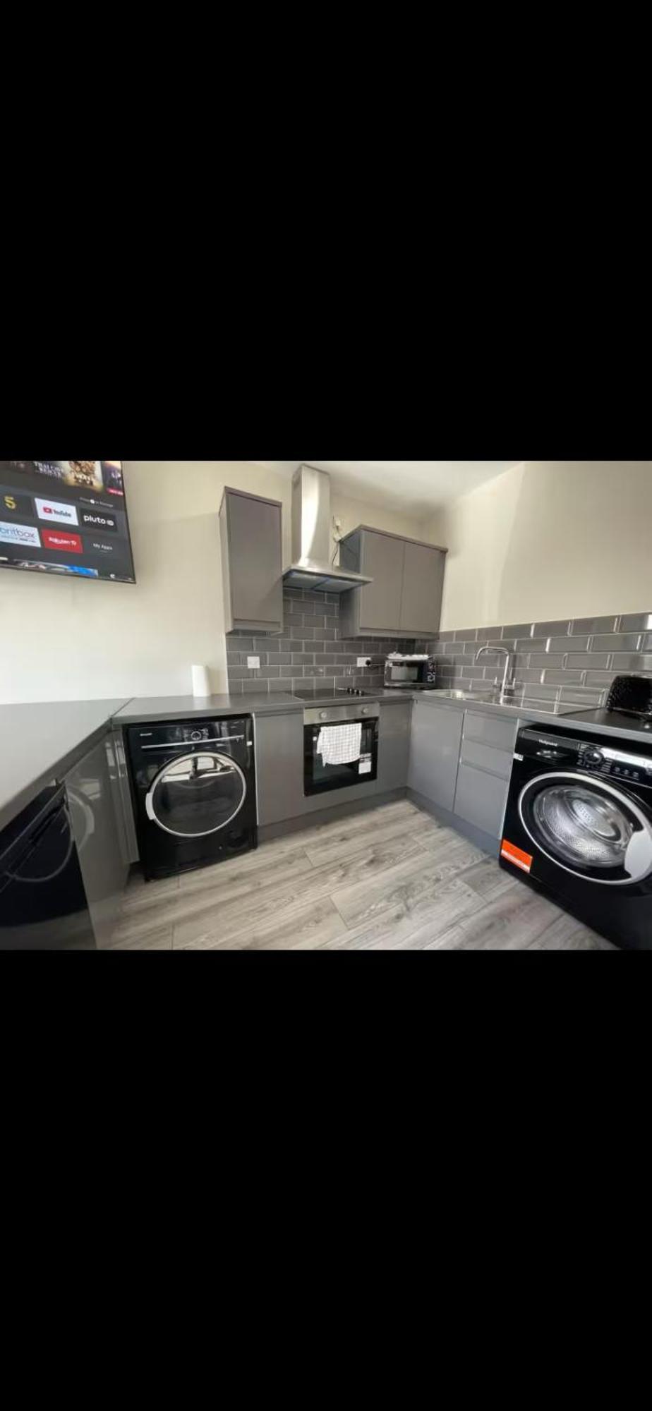Newly Refurbished With Free Parking Flat 6 Liverpool