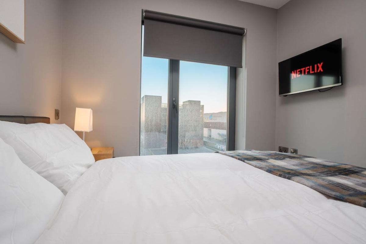 Apartment Dockside Escape By Royal Dock Liverpool