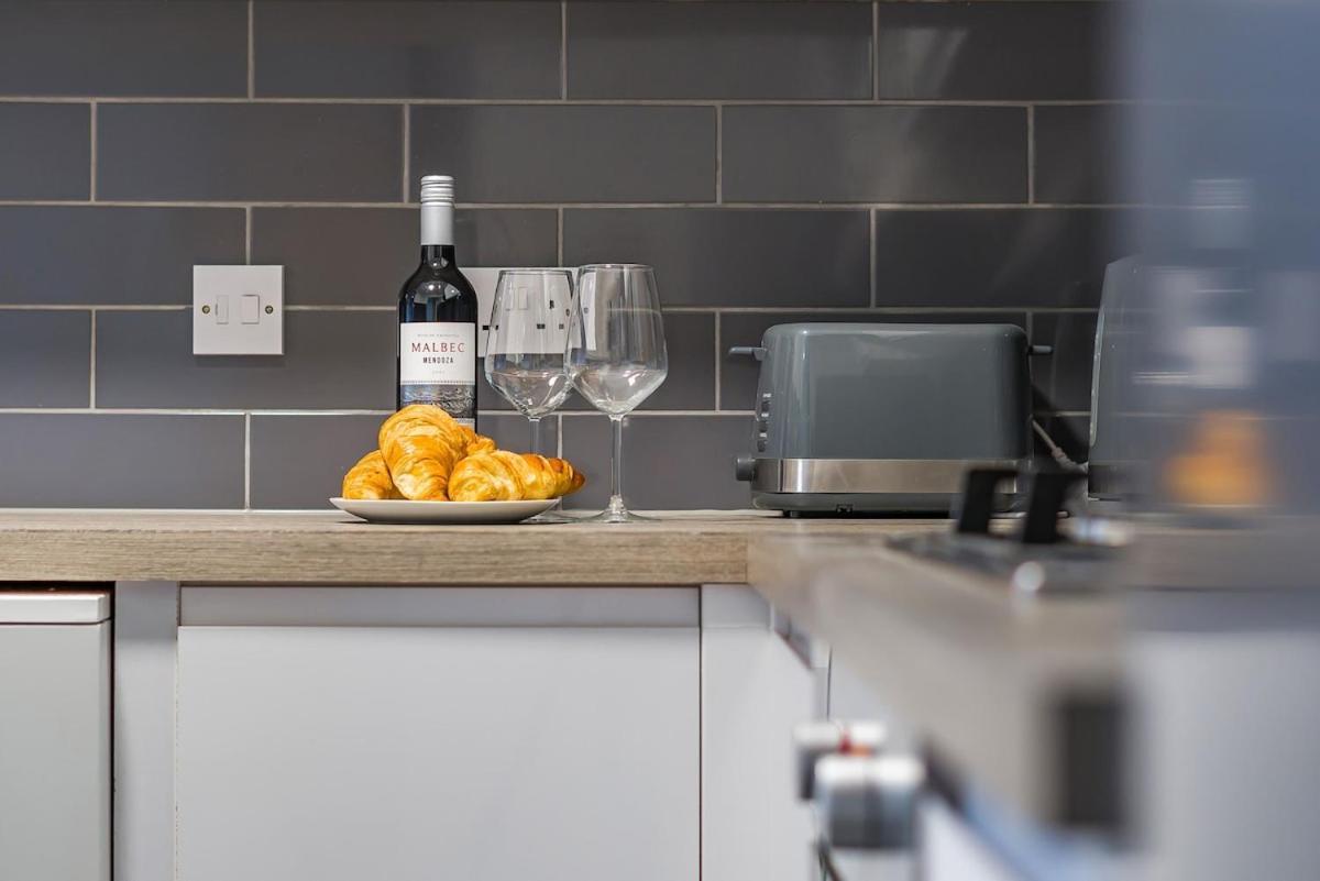 Stylish & Quirky In - Nearby To Centre Holiday home *