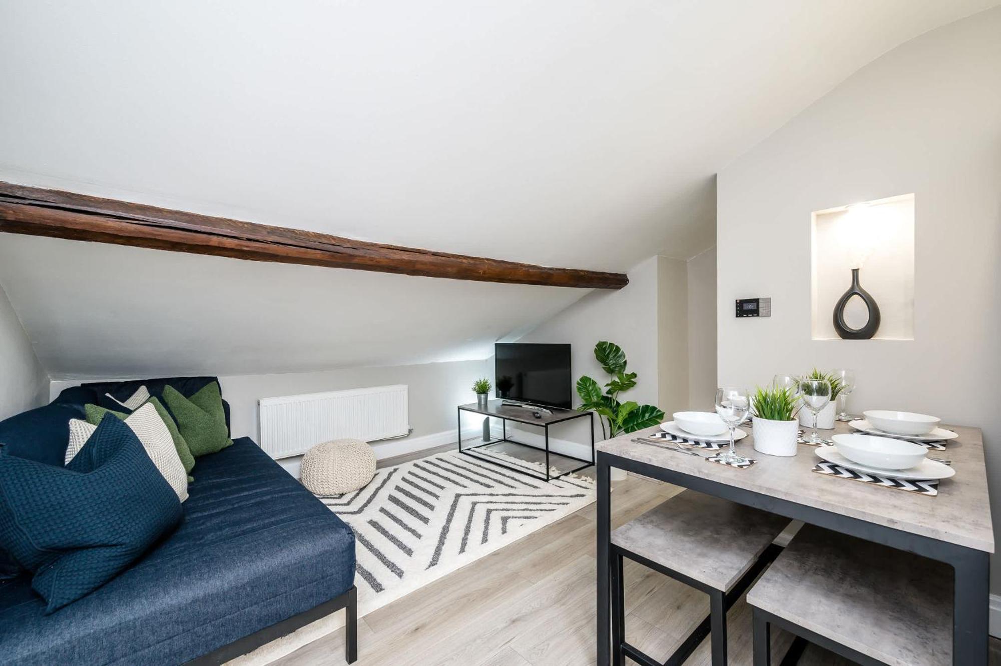 Attico Sleeping 6 Guests Apartment