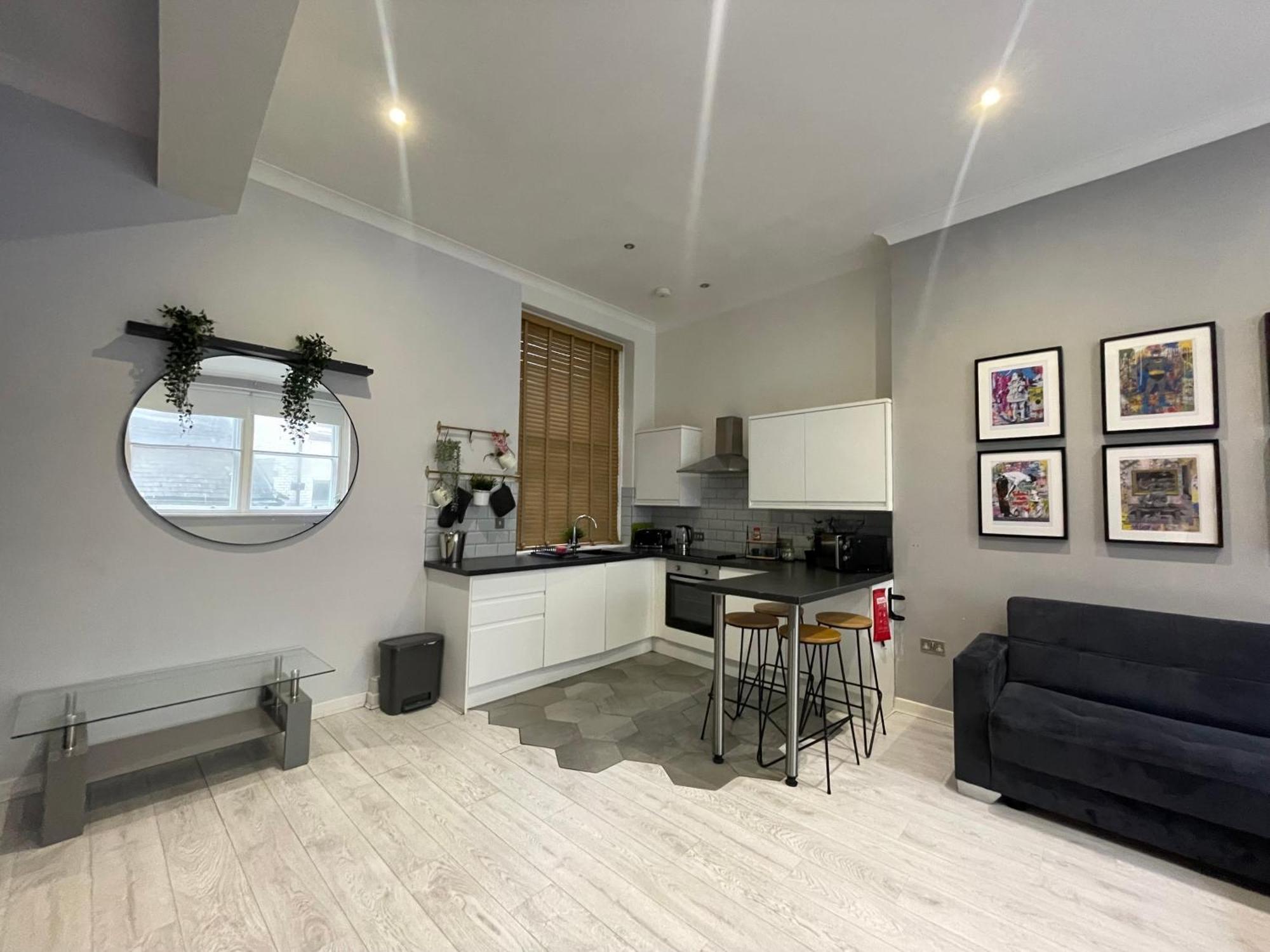 Fantastic Centre Apartments, Fenwick Street * Liverpool