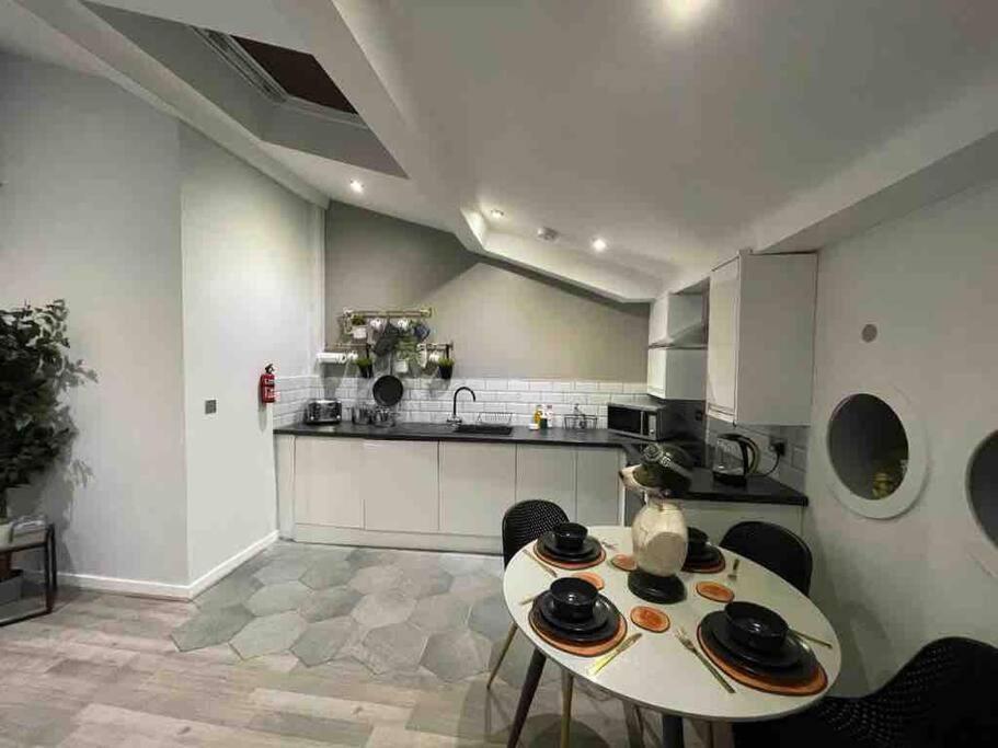 Fantastic Centre Apartments, Fenwick Street Apartment Liverpool