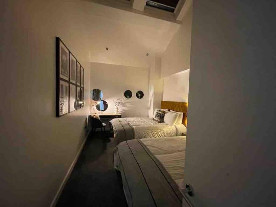 Fantastic Centre Apartments, Fenwick Street Apartment *