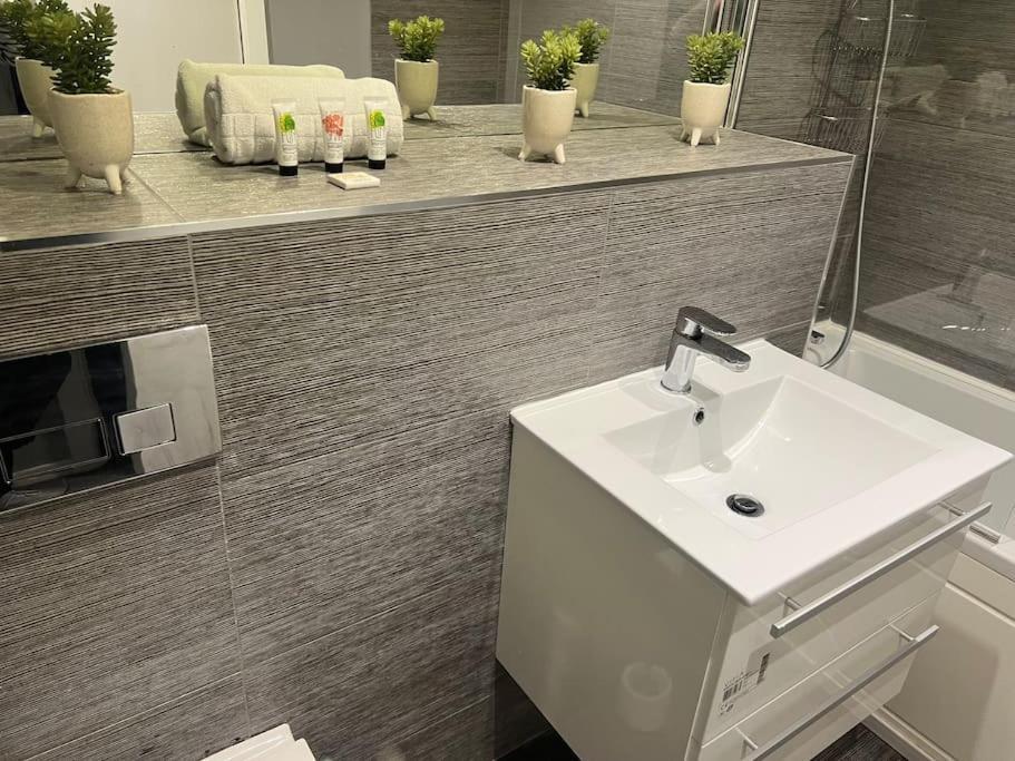 Fantastic Centre Apartments, Fenwick Street Liverpool