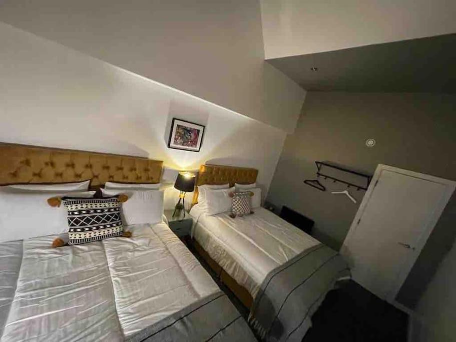 Fantastic Centre Apartments, Fenwick Street