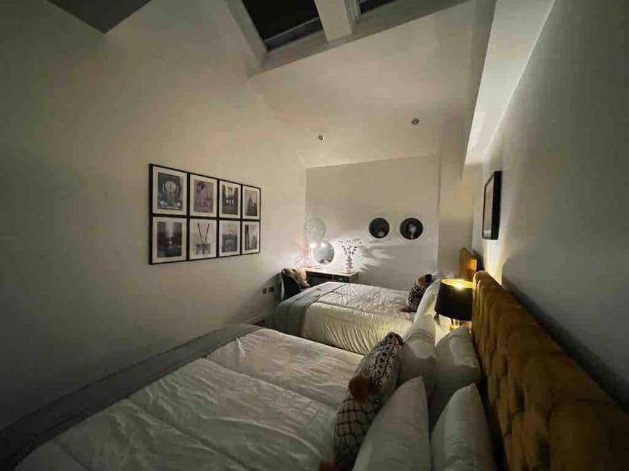 Fantastic Centre Apartments, Fenwick Street Apartment *