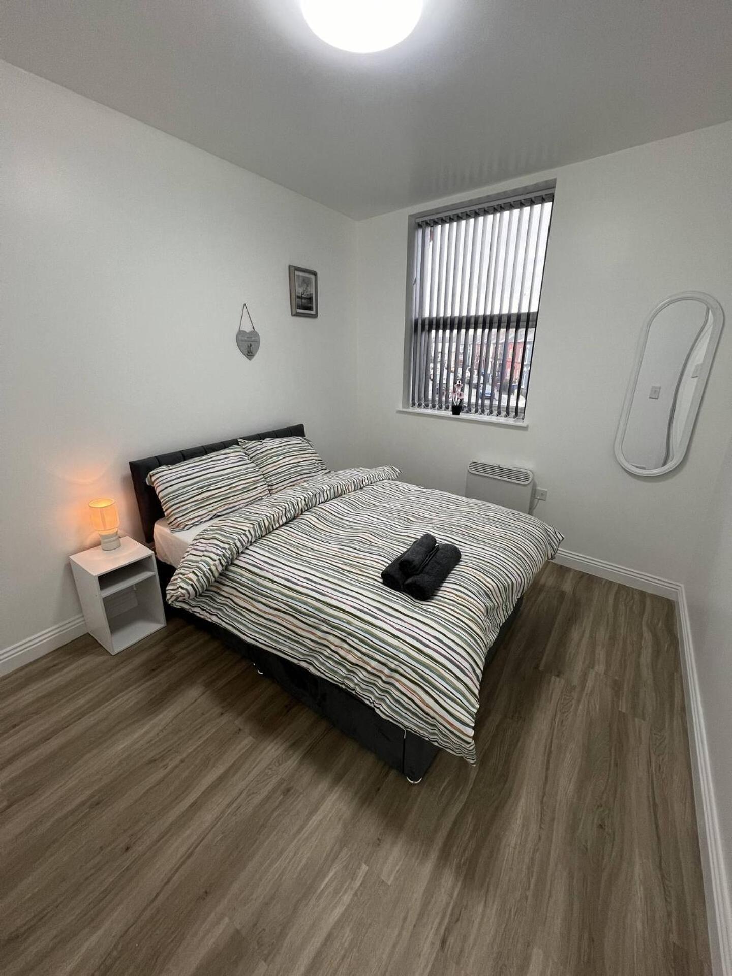 Apartment Convenient Kitchen & Shower Free Parking