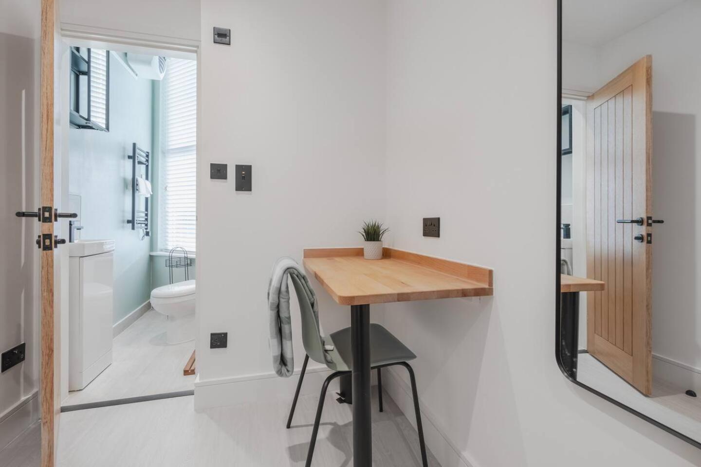 With Workspace Near Parks Free Parking *