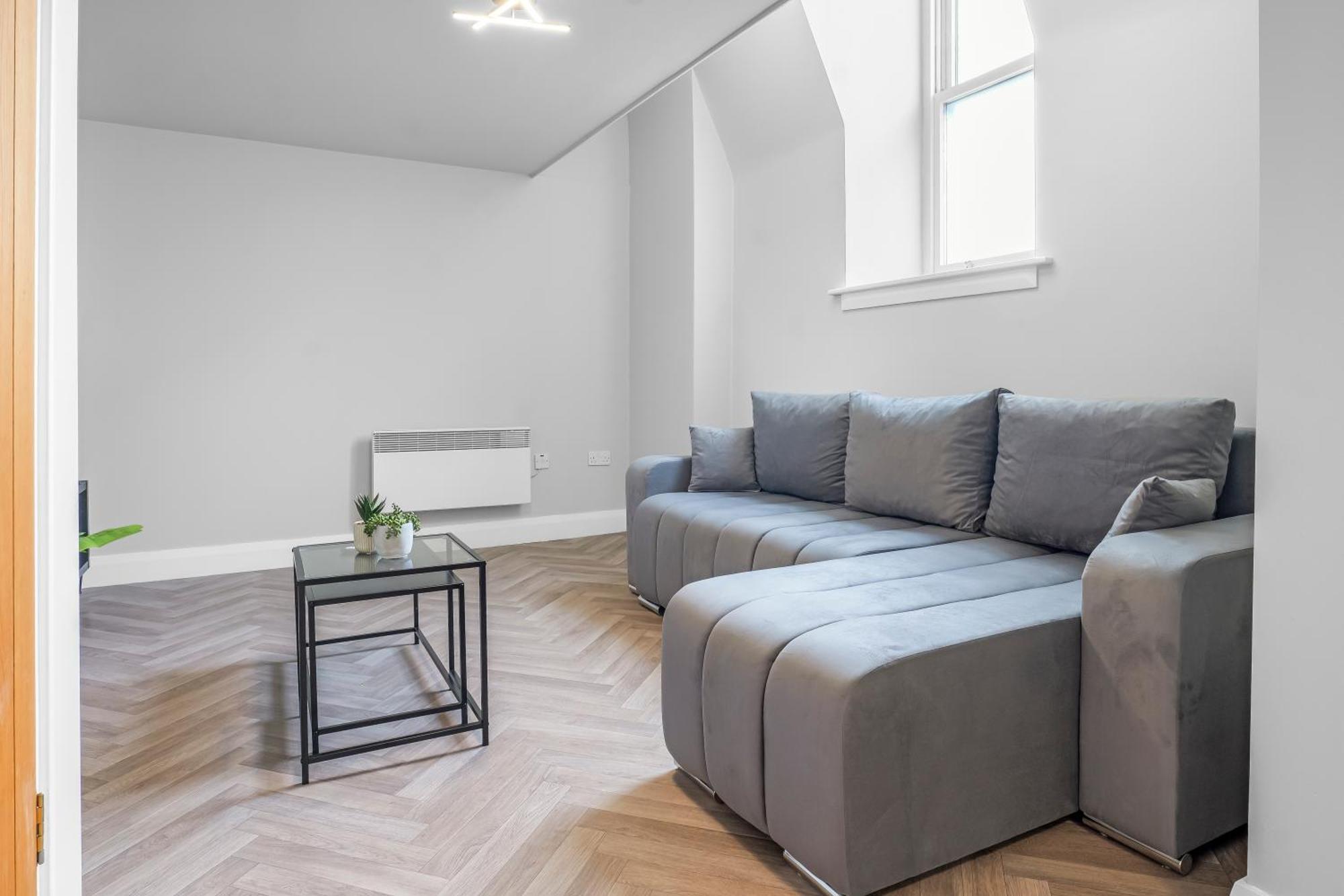 Apartment St George's Quarter - Luxury - Duplex - Free Parking - From - Free Wifi - Newly Renovated - Moorfeilds *