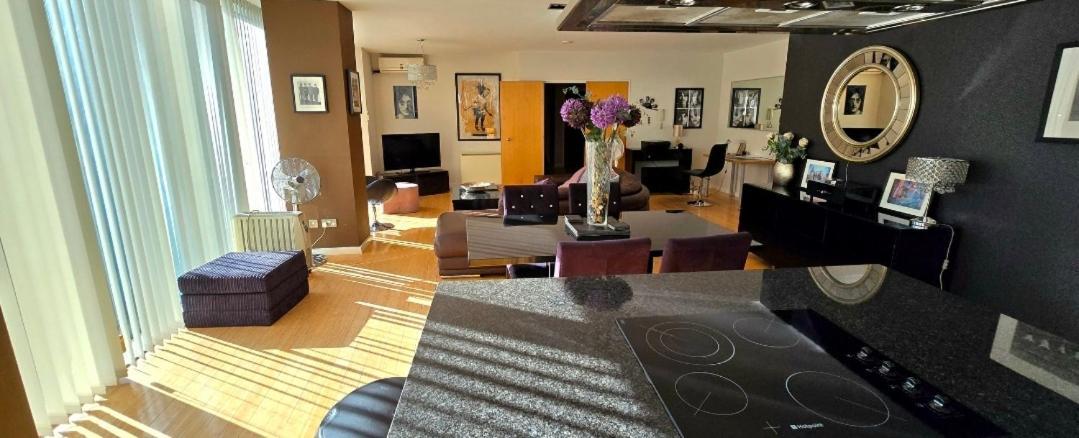 Luxury Location In Center Liverpool