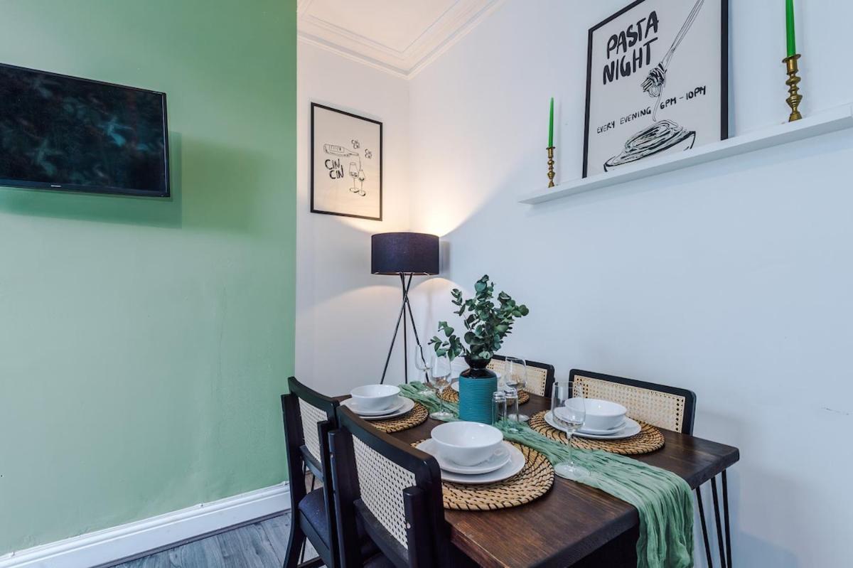 Anfield Townhouse Sleeps 12 7min Walk To Stadium * Liverpool