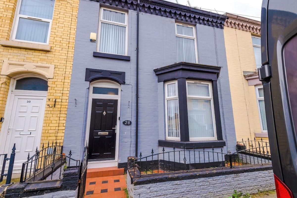 Holiday home Anfield Townhouse Sleeps 12 7min Walk To Stadium *