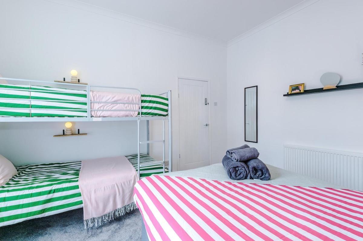 Anfield Townhouse Sleeps 12 7min Walk To Stadium * Liverpool