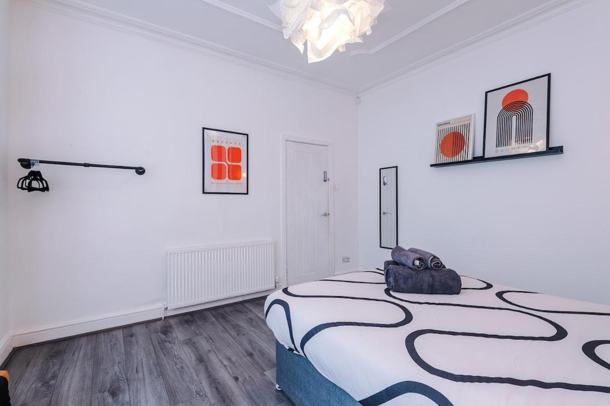Anfield Townhouse Sleeps 12 7min Walk To Stadium *