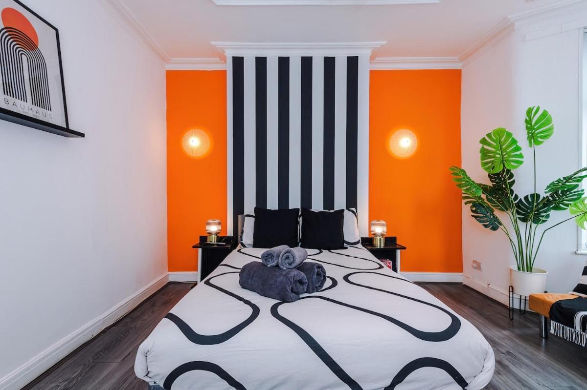 Anfield Townhouse Sleeps 12 7min Walk To Stadium Liverpool