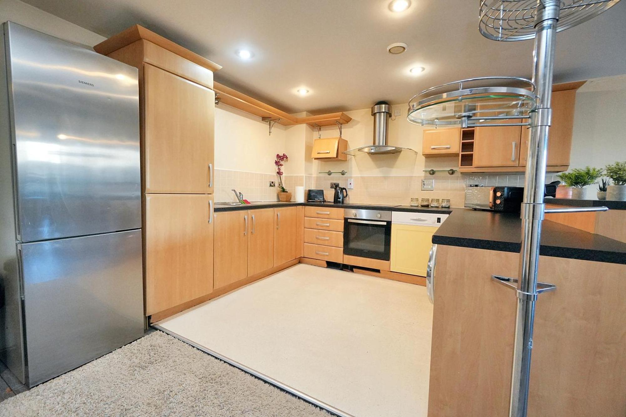 Cancer Square Free Parking Sleeps 8 Apartment Liverpool