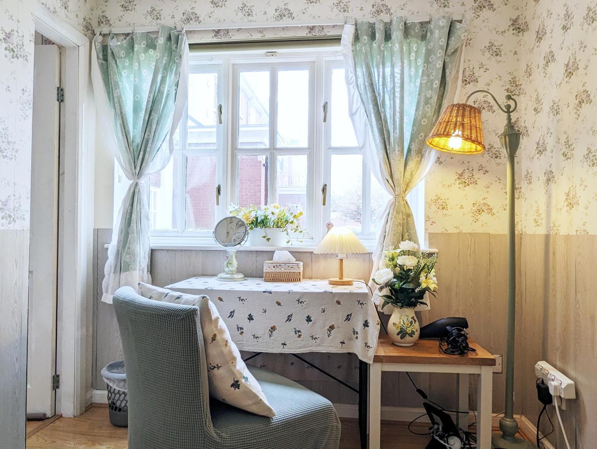 Vintage 3-bed Centre Gem Free Parking Liverpool