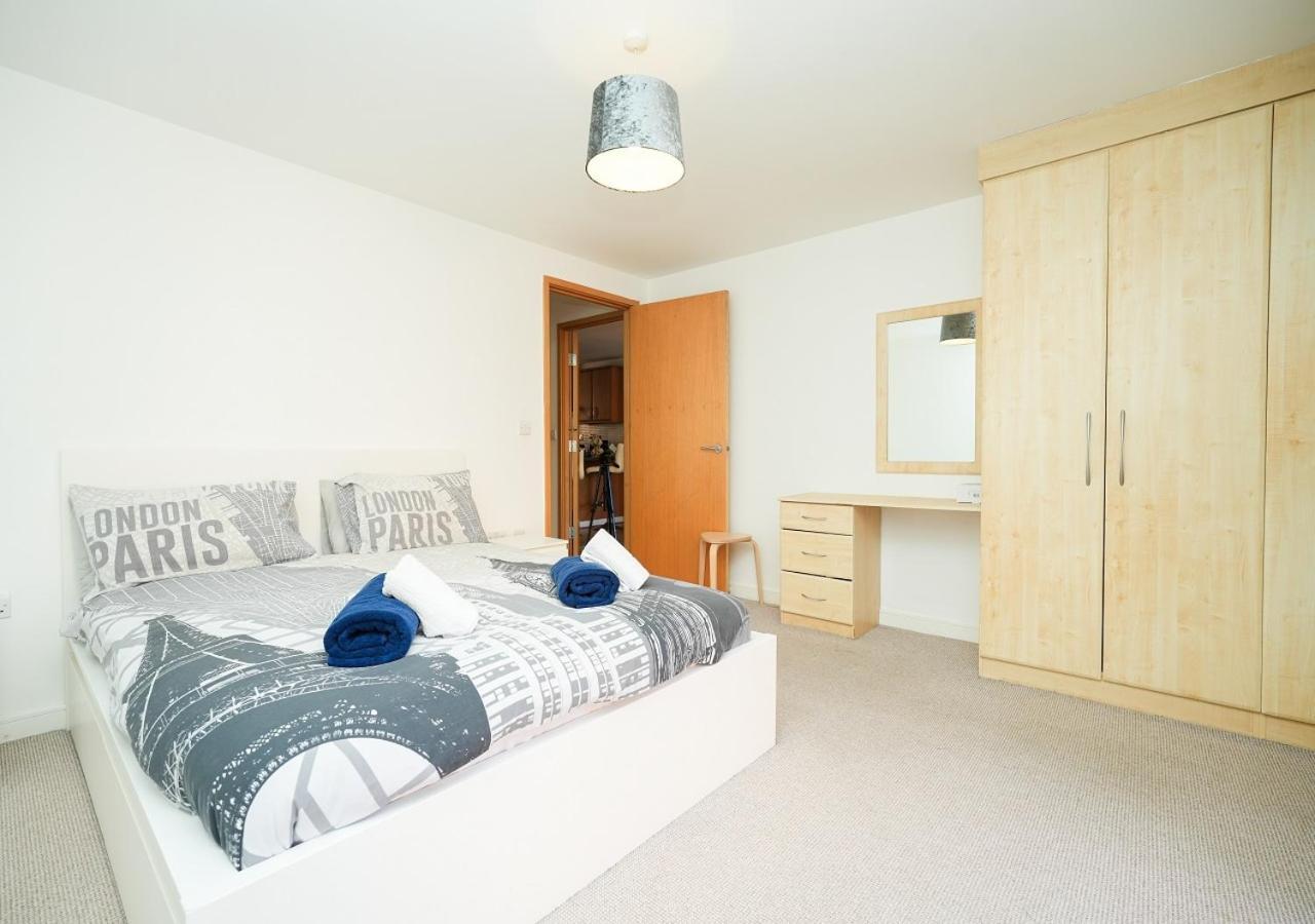 Apartment Luxury Two Bedroom Centre *