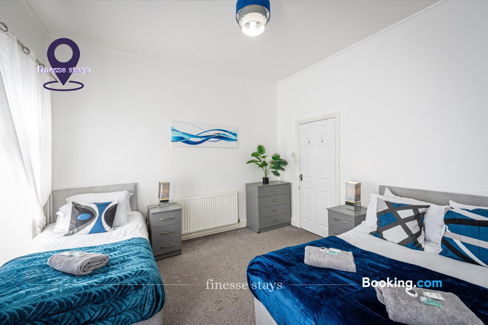 Last-minute Specials L Premium Offers L 4bdr House By Finesse Short Lets & Serviced With Free Wifi