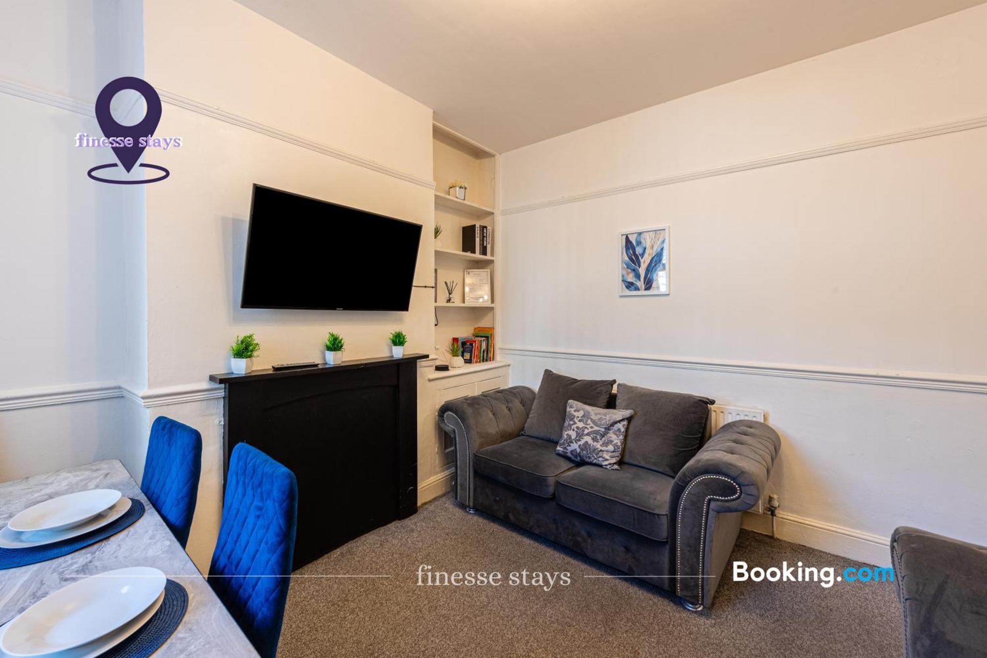Last-minute Specials L Premium Offers L 4bdr House By Finesse Short Lets & Serviced With Free Wifi * Liverpool