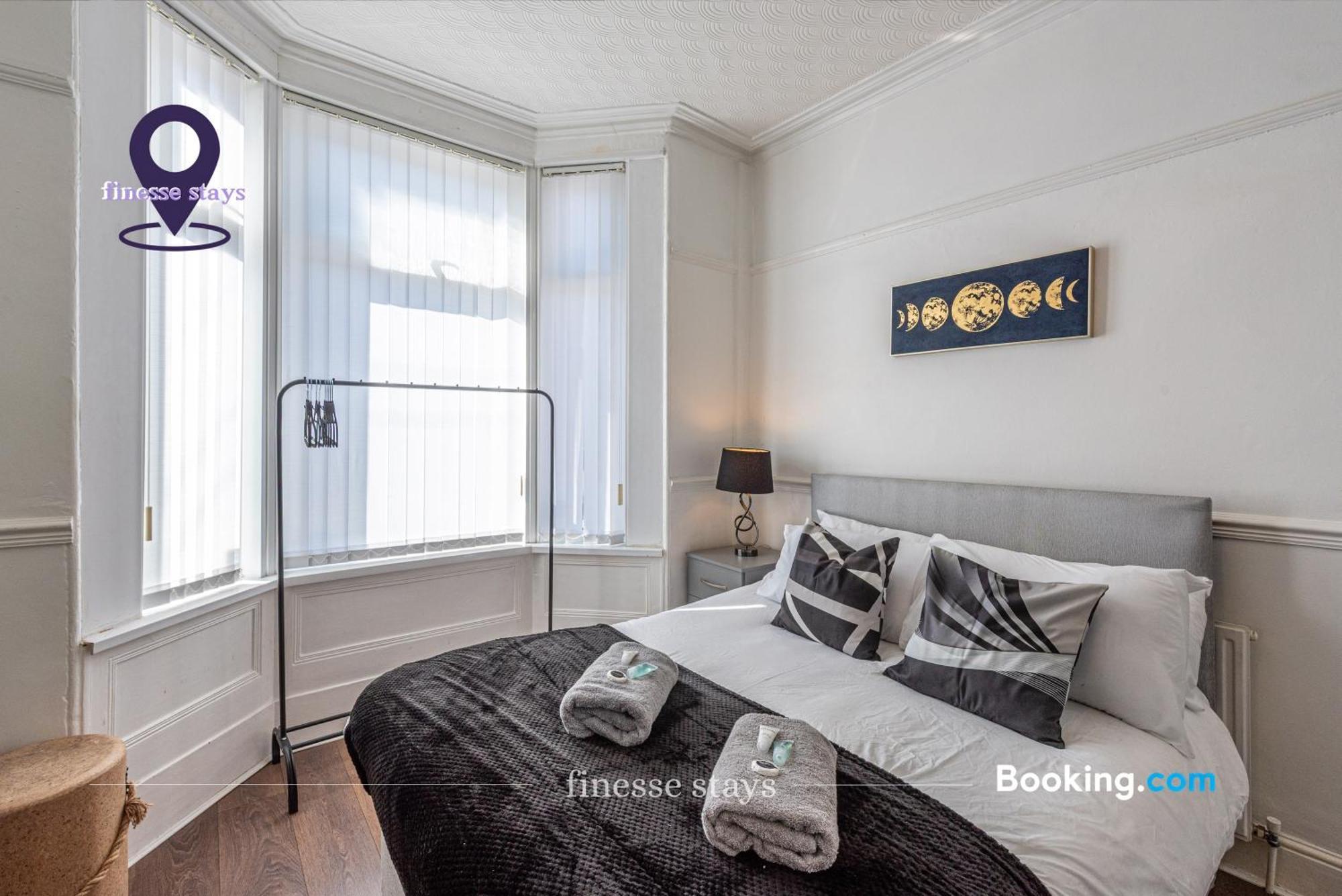 Last-minute Specials L Premium Offers L 4bdr House By Finesse Short Lets & Serviced With Free Wifi