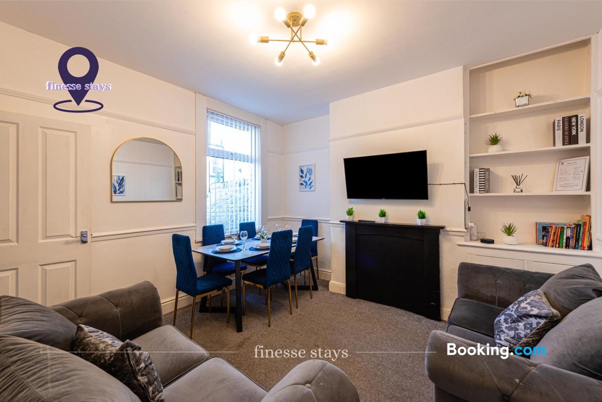 Last-minute Specials L Premium Offers L 4bdr House By Finesse Short Lets & Serviced With Free Wifi * Liverpool