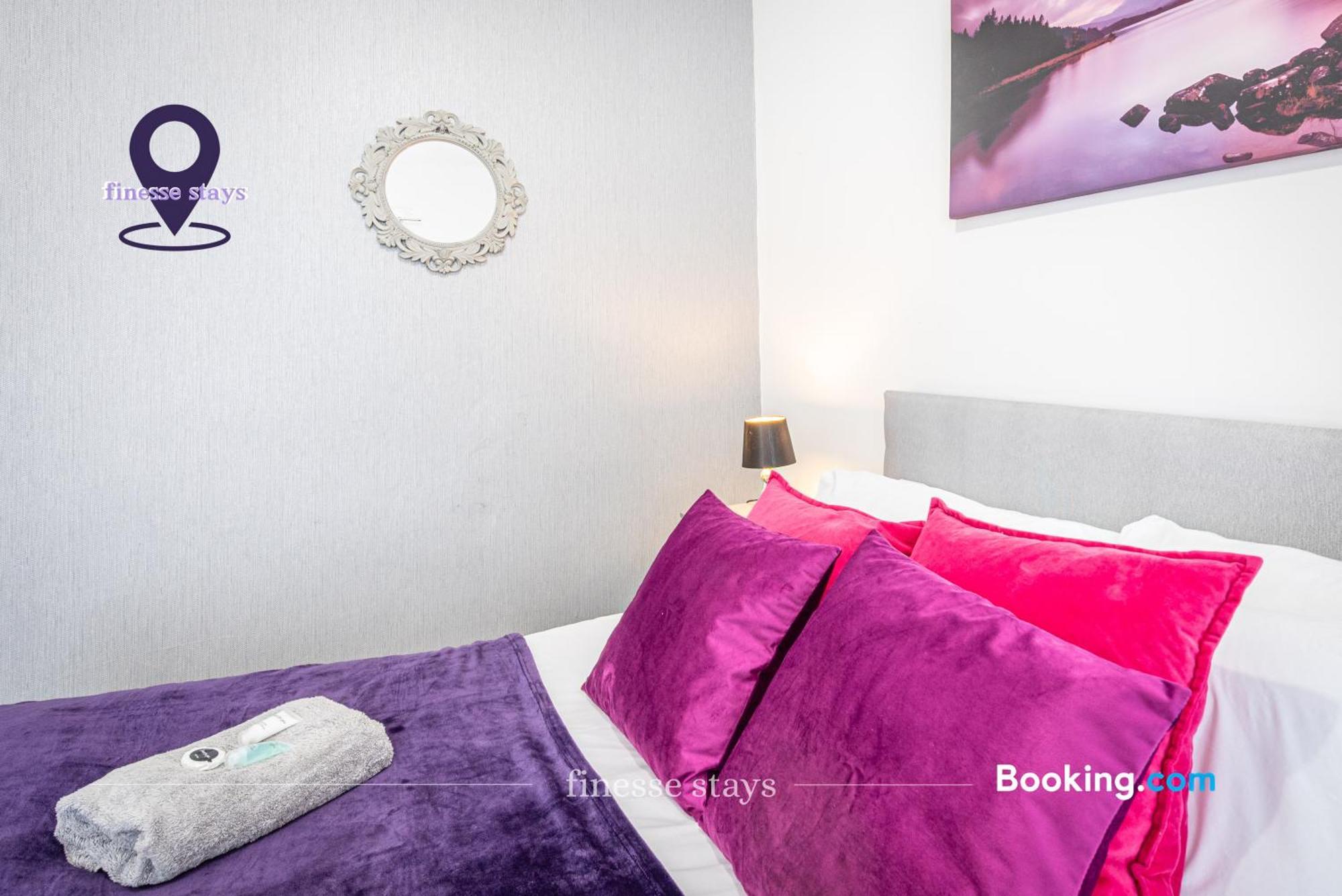 Holiday home Last-minute Specials L Premium Offers L 4bdr House By Finesse Short Lets & Serviced With Free Wifi Liverpool