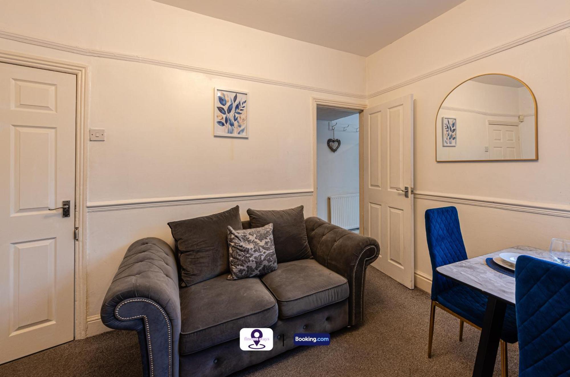 Last-minute Specials L Premium Offers L 4bdr House By Finesse Short Lets & Serviced With Free Wifi Liverpool
