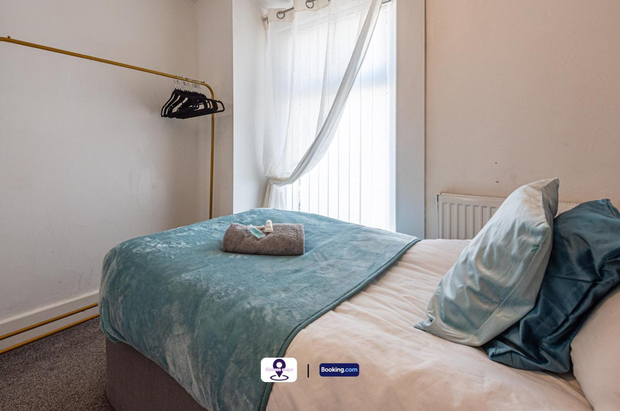 Last-minute Specials L Premium Offers L 4bdr House By Finesse Short Lets & Serviced With Free Wifi Holiday home