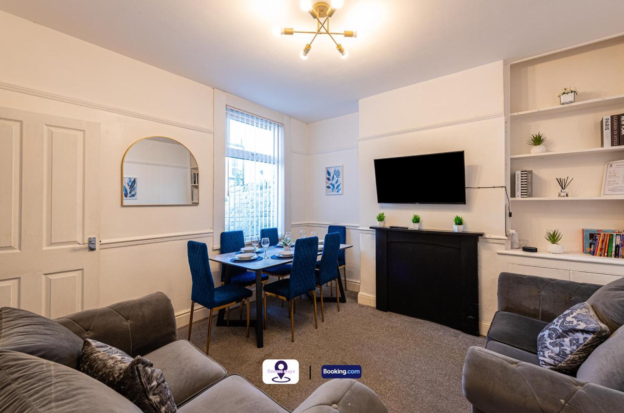 Last-minute Specials L Premium Offers L 4bdr House By Finesse Short Lets & Serviced With Free Wifi Holiday home *