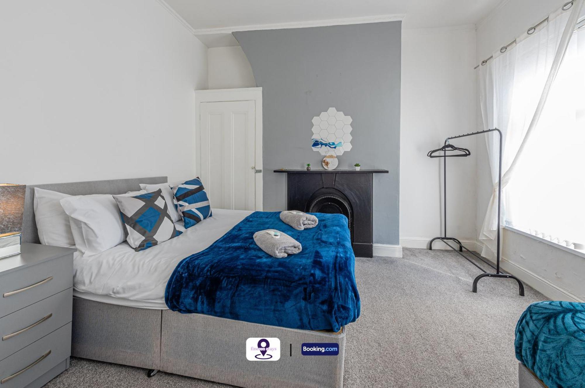 Last-minute Specials L Premium Offers L 4bdr House By Finesse Short Lets & Serviced With Free Wifi Holiday home